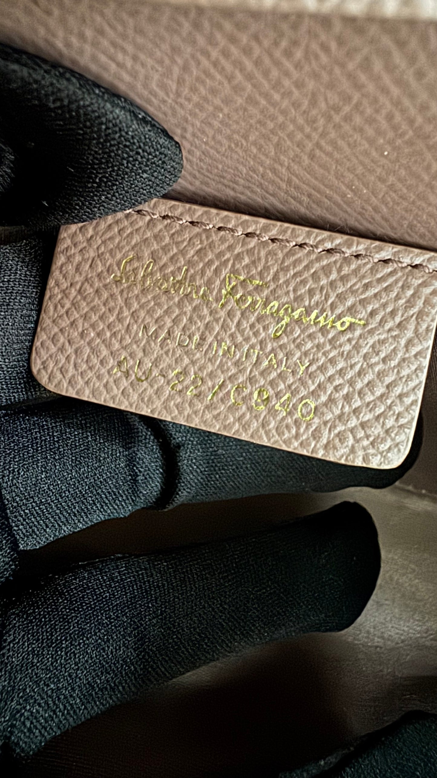 Salvatore Ferragamo Vara Ribbon Crossbody