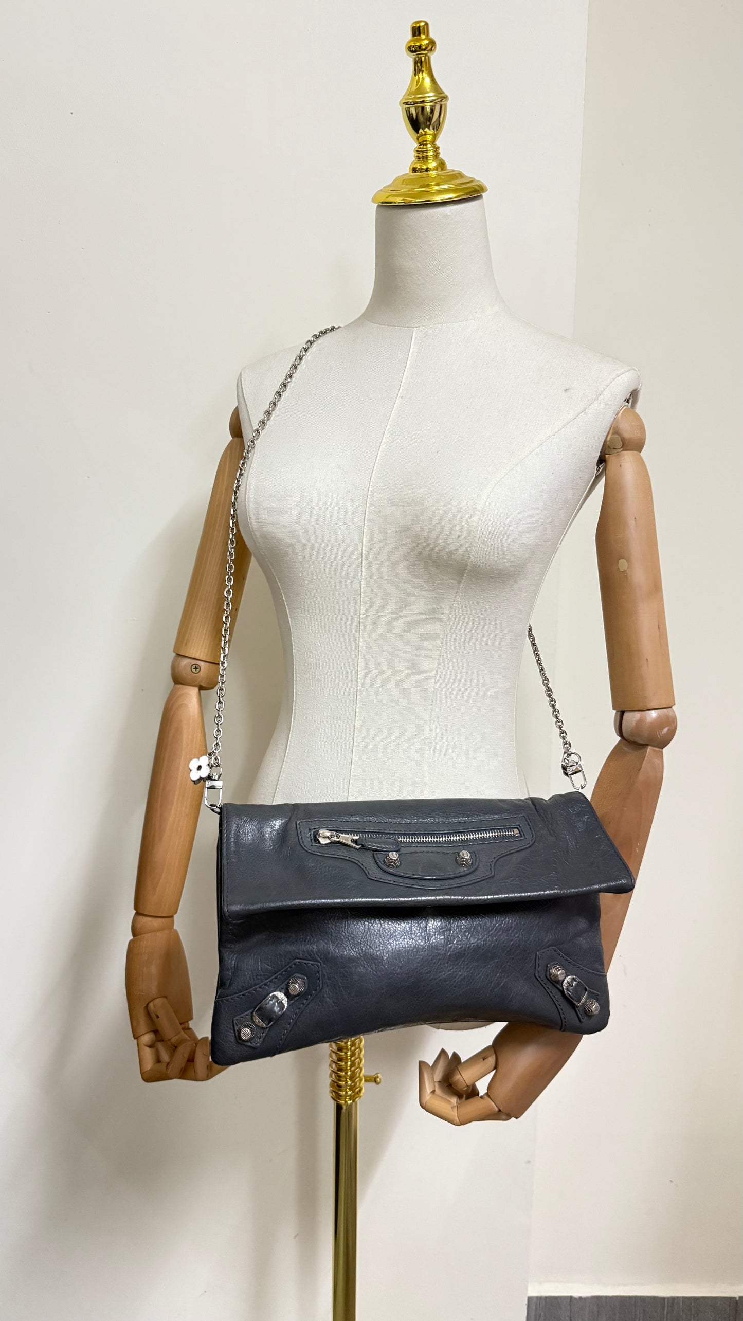 Balenciaga Agneau Giant 21 Silver Hardware Envelope Clutch Anthracite