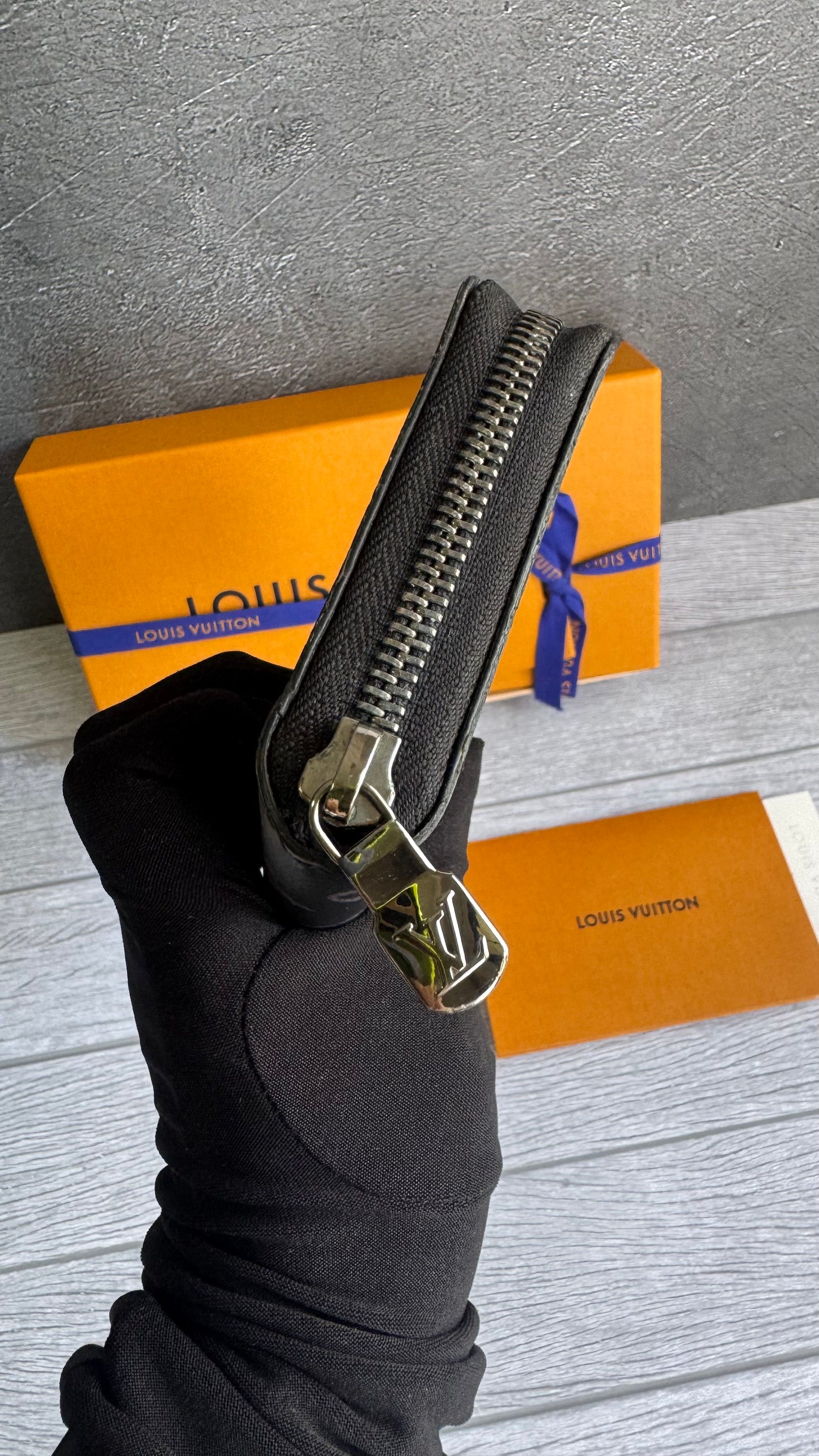 Louis Vuitton Graphite Zippy Wallet