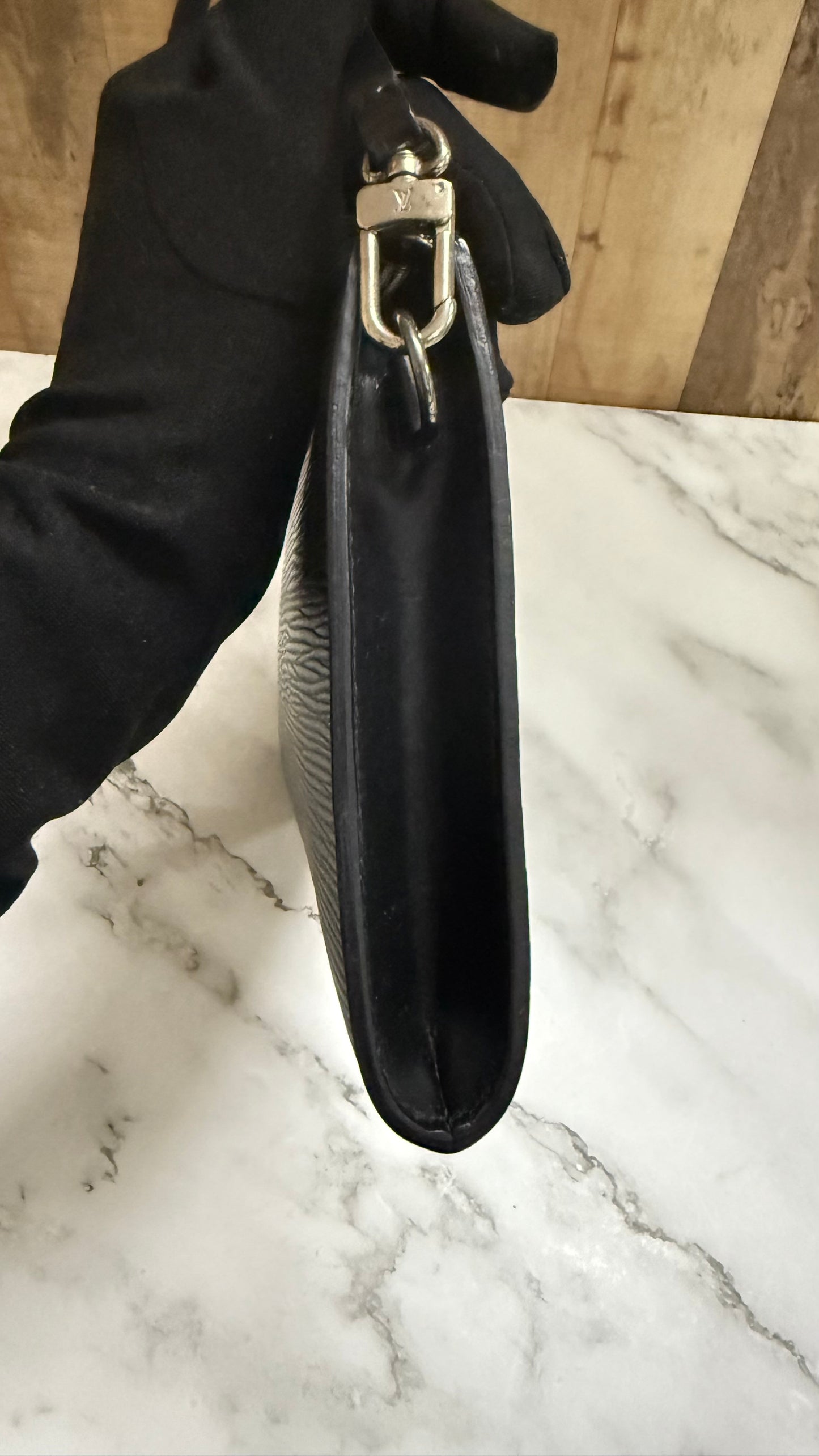 Louis Vuitton Epi Pouchette