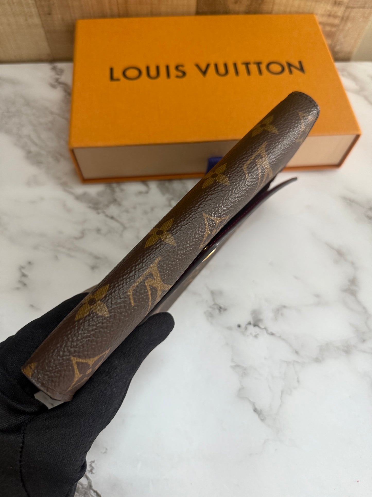Louis Vuitton Sarah Wallet