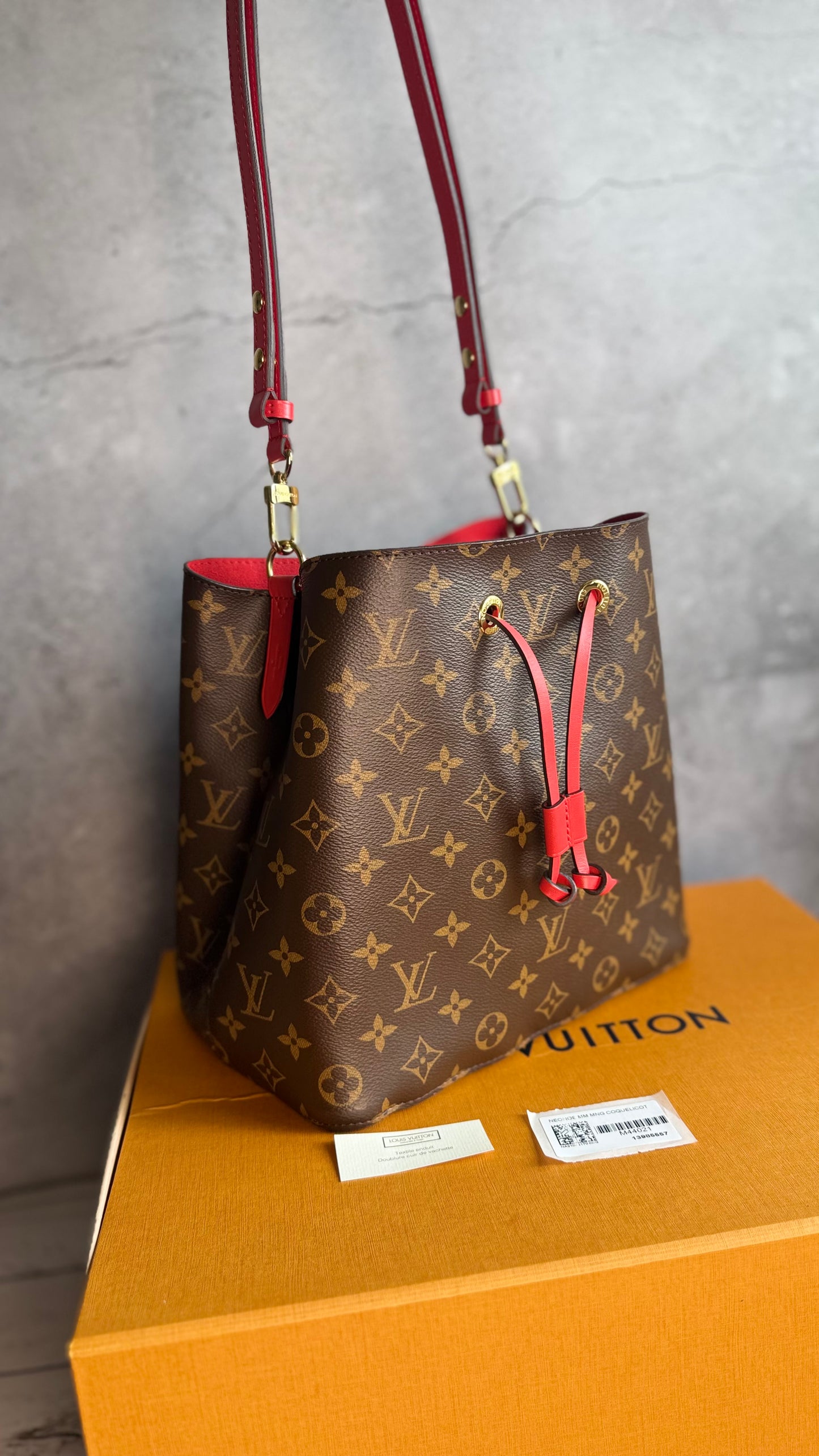 Louis Vuitton Neo Noe MM