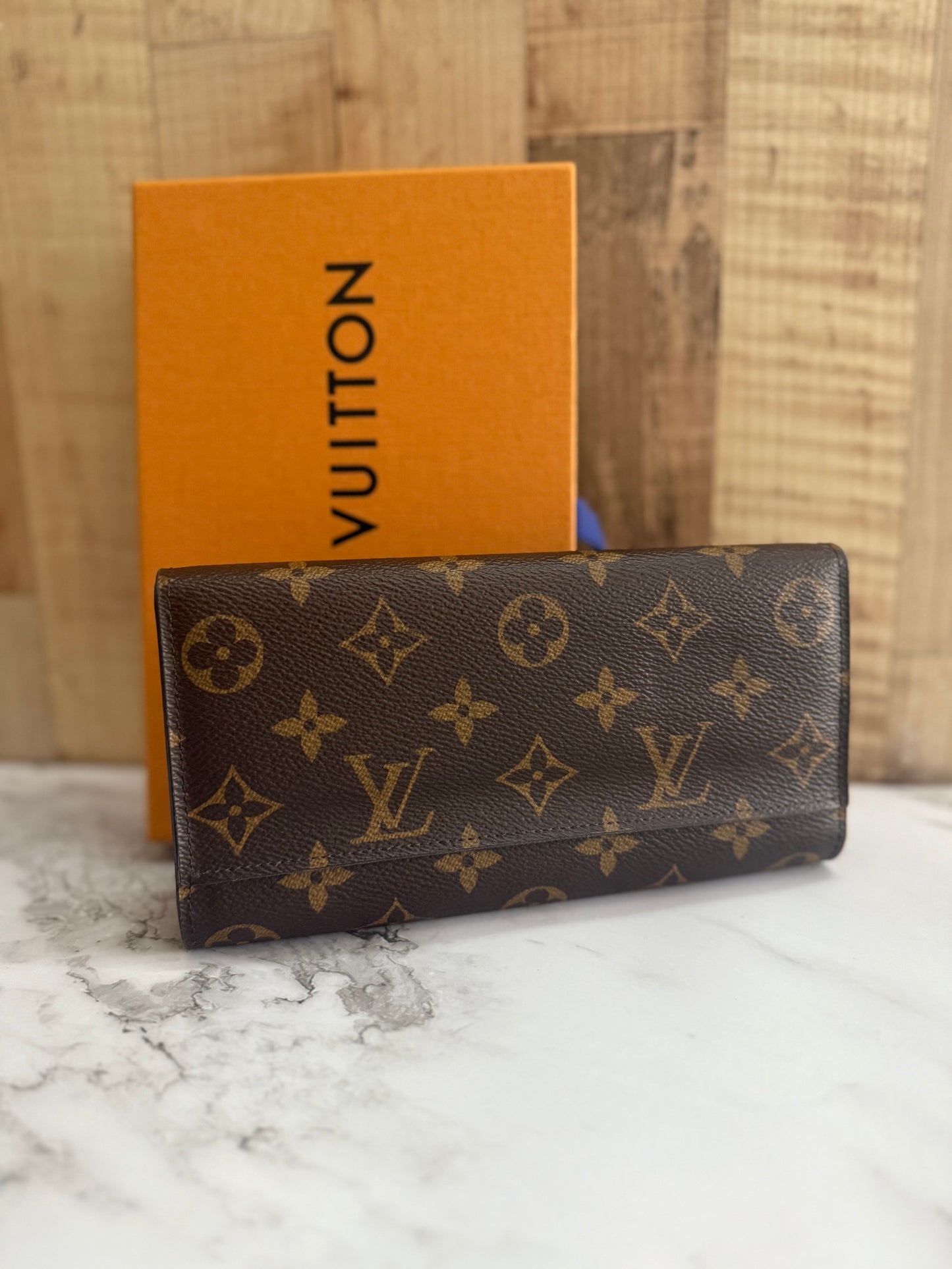 Louis Vuitton Sarah Wallet