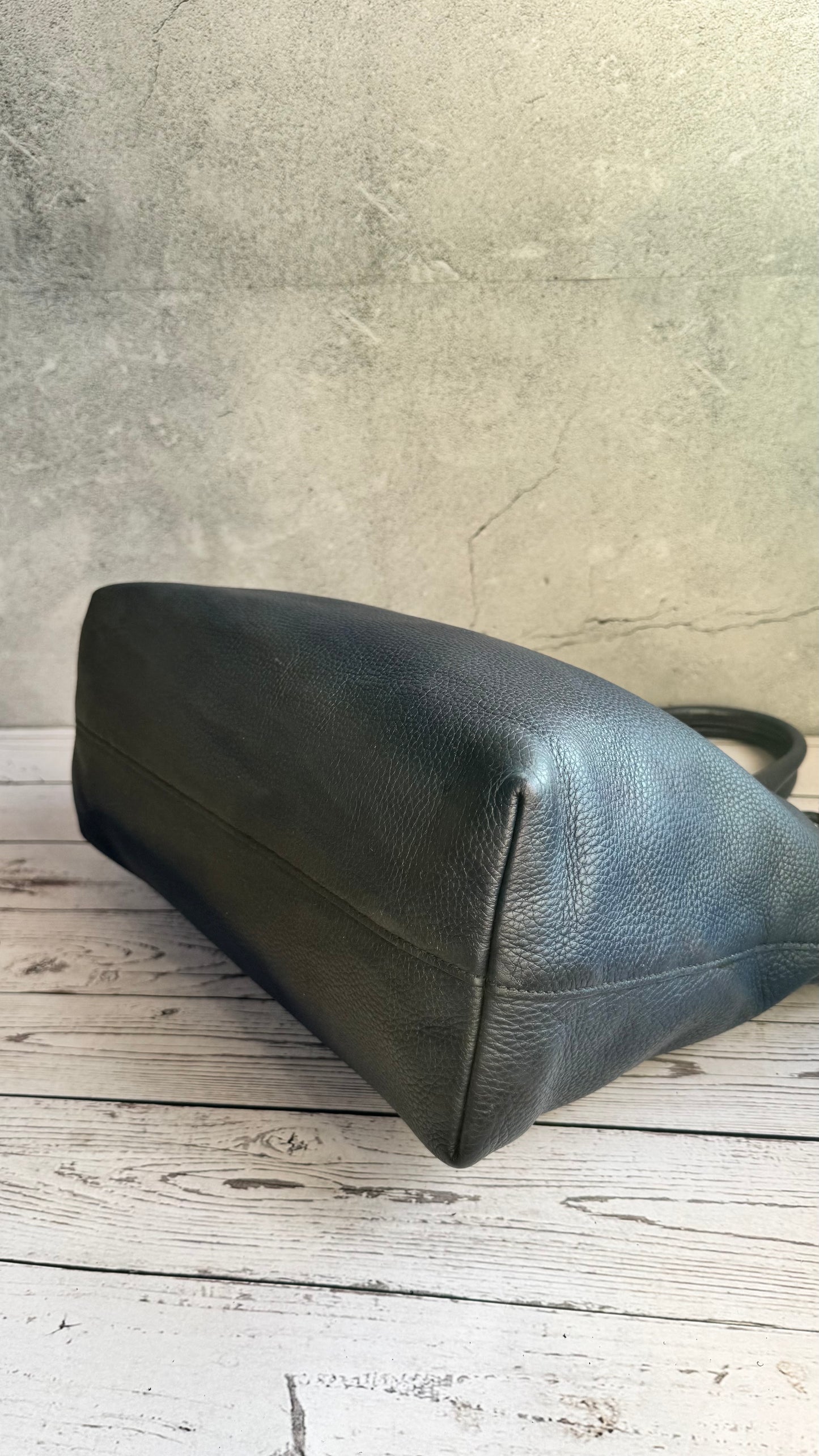 Prada Tote Bag (Navy)