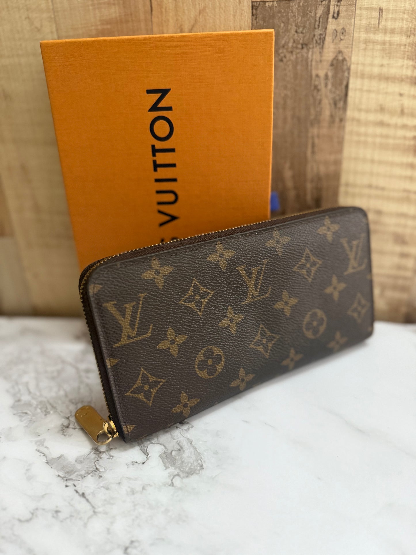 Louis Vuitton Zipped Wallet