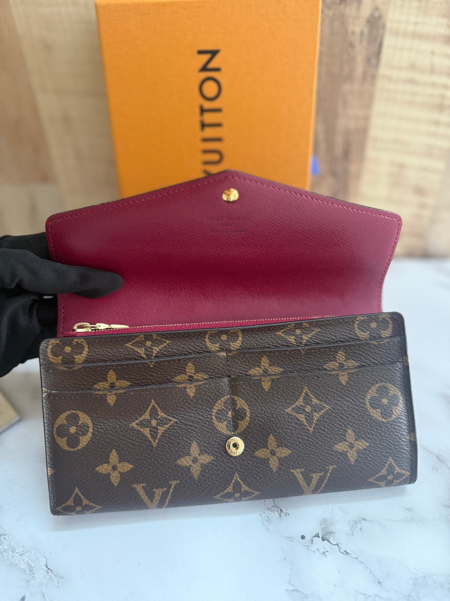 Louis Vuitton Sarah Wallet