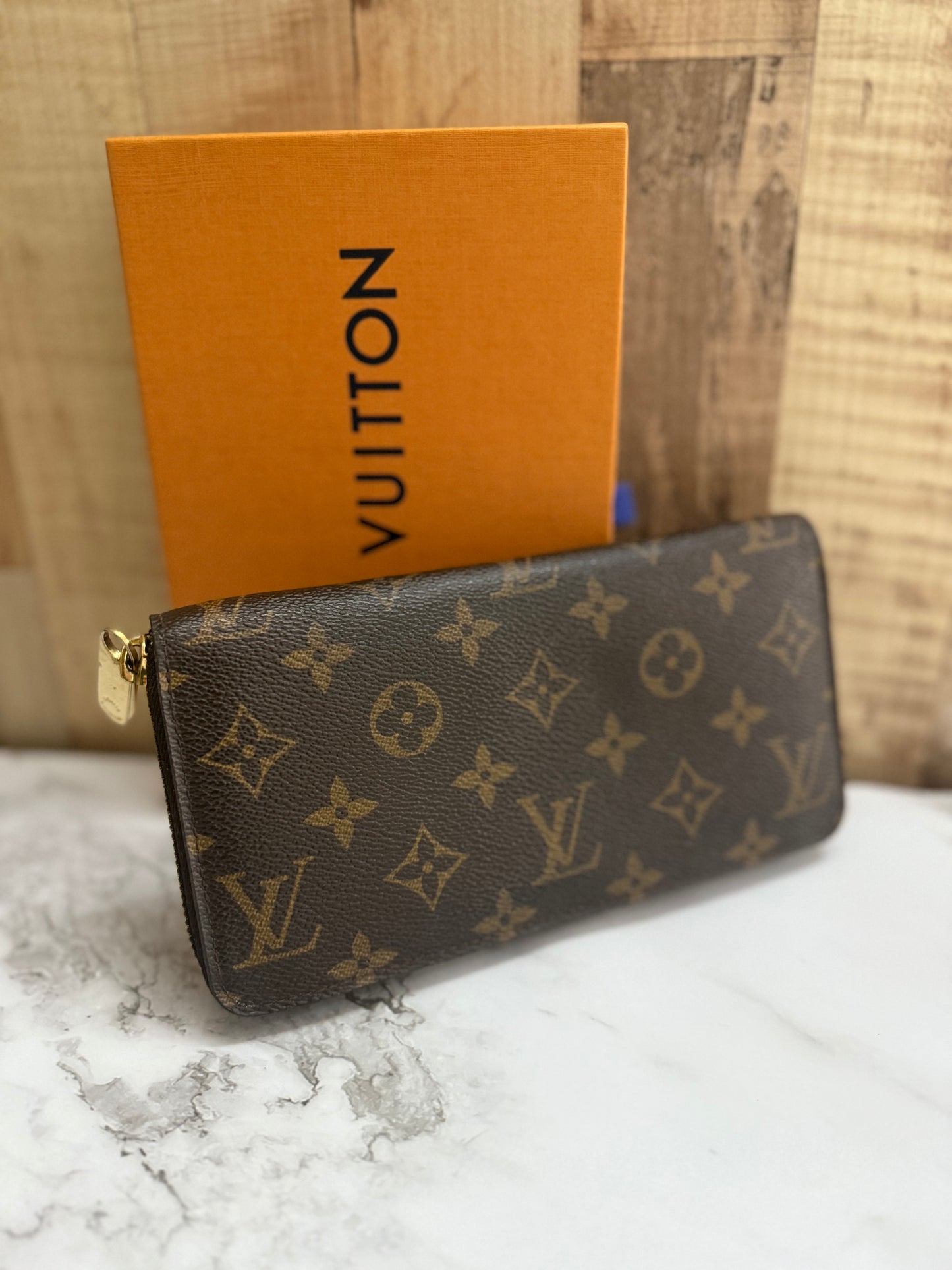 Louis Vuitton Zipped Wallet