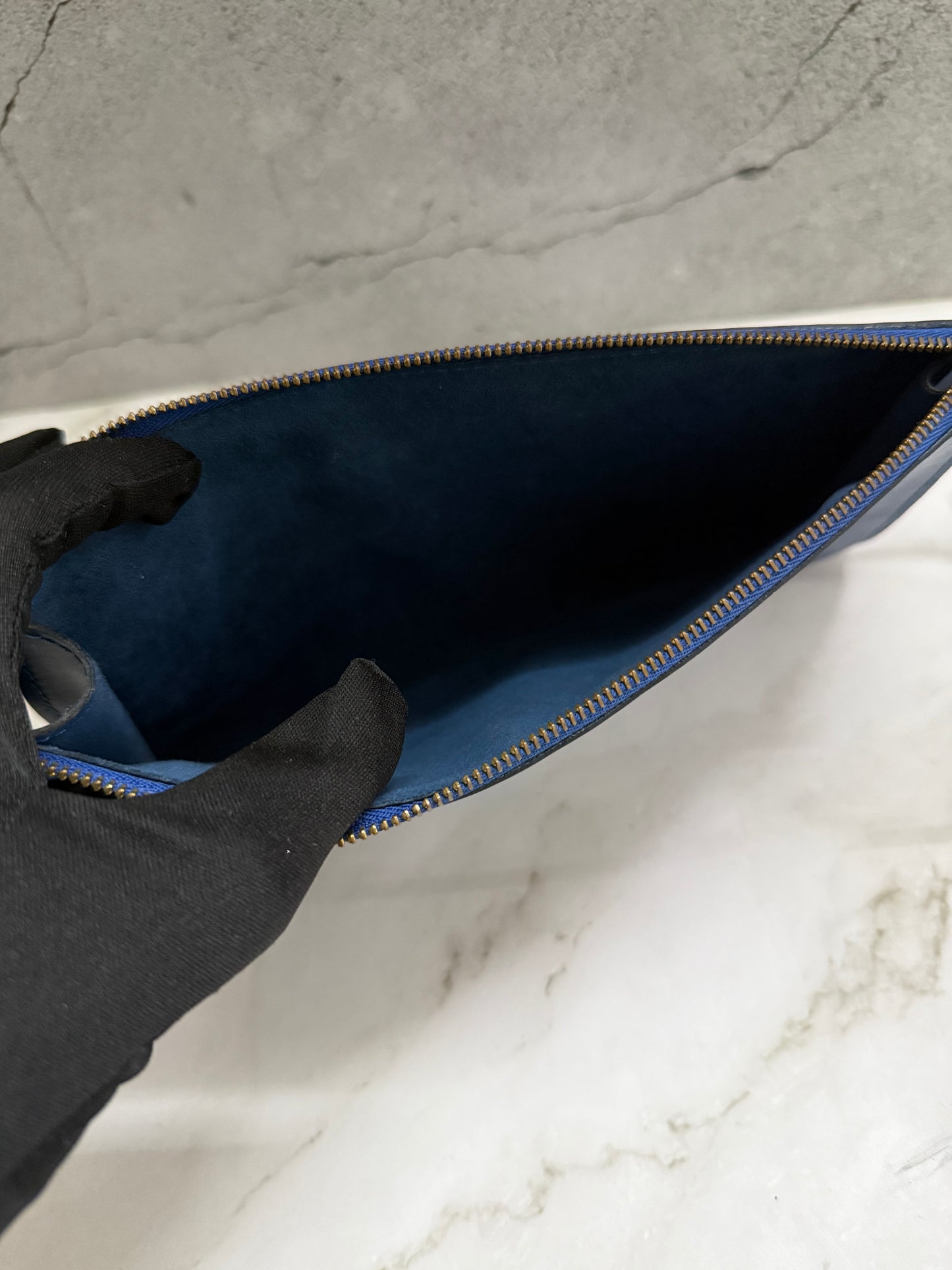 Louis Vuitton Epi Pouchette