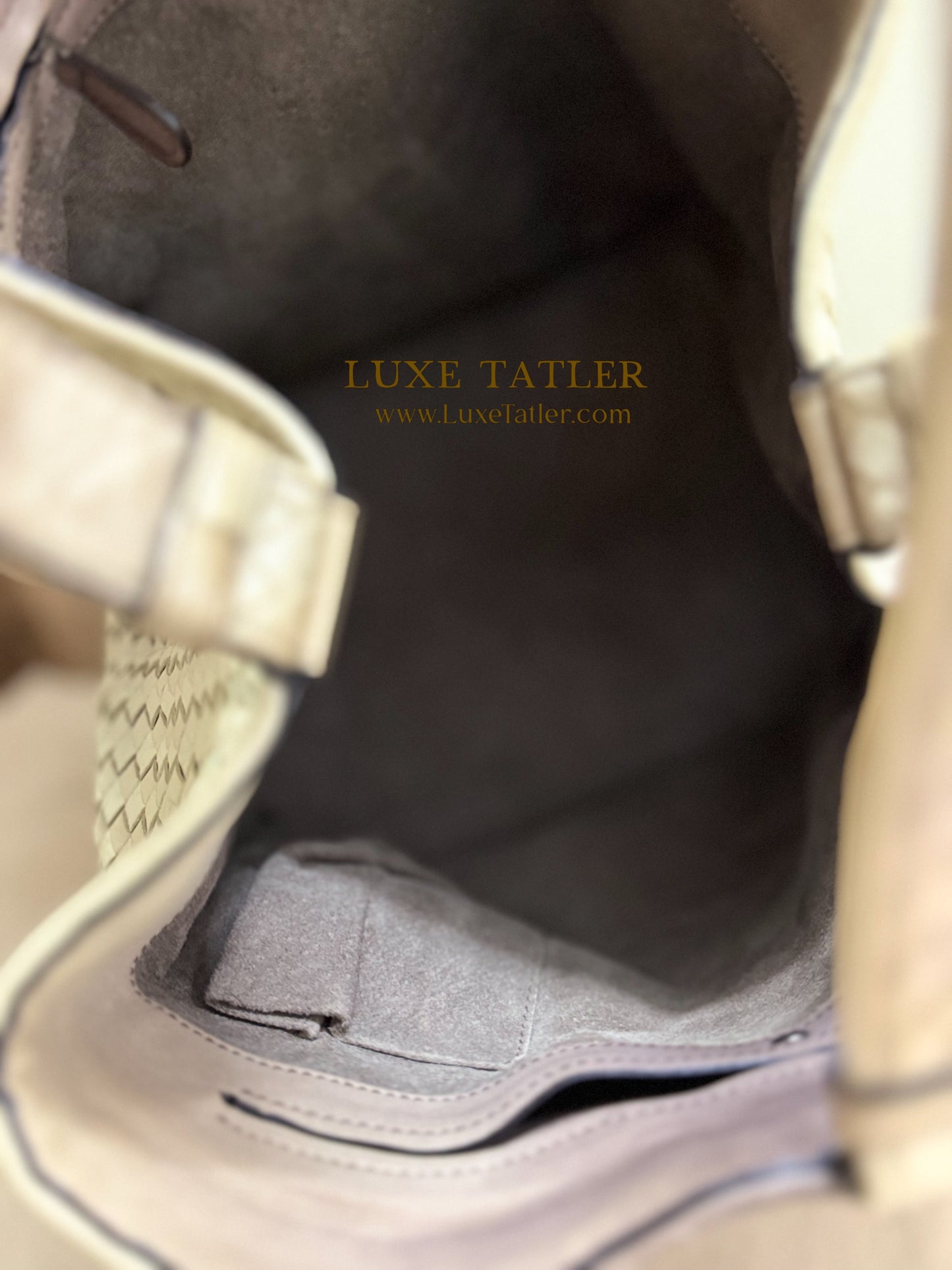 Bottega Veneta Intrecciato Ombre Tote (Cream)