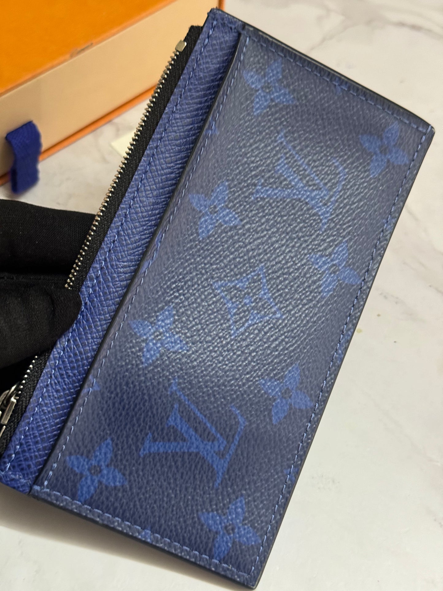 Louis Vuitton Coin & Card Case (RFID)